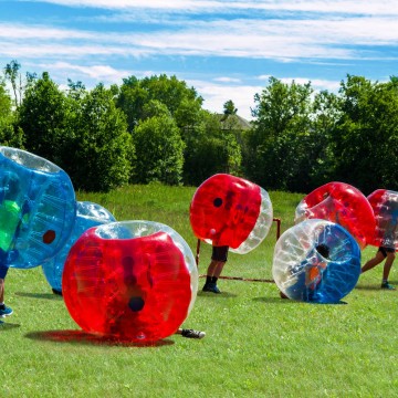 bubble soccer red and blue